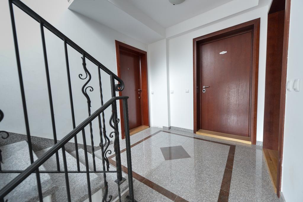 Park Srce Apartments Аранделовац Экстерьер фото