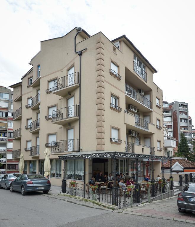 Park Srce Apartments Аранделовац Экстерьер фото