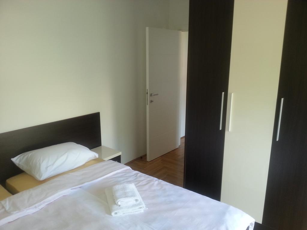 Park Srce Apartments Аранделовац Номер фото